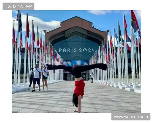 跳水运动的技艺与挑战探索:从入水技巧到高难度动作的完美呈现 跳水运动的技艺与挑战探索:从入水技巧到高难度动作的完美呈现