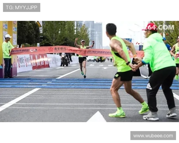 杭州滑板队如何在马拉松大满贯中实现华丽转型与突破